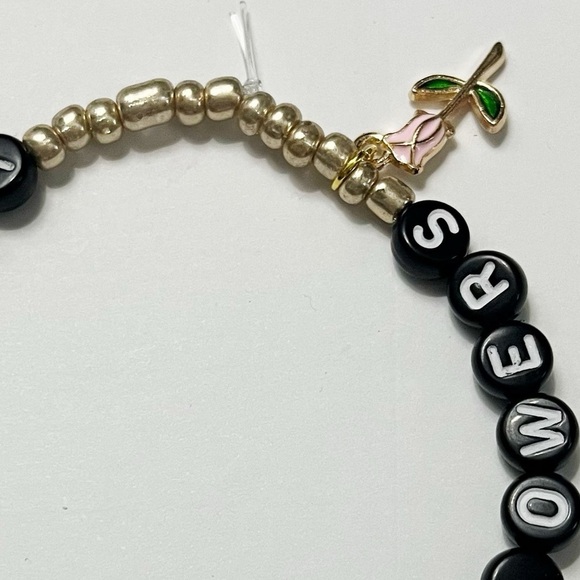 Taylor Swift Eras Tour Friendship Bracelet Your Wife Waters Flowers Fortnight - Picture 2 of 2